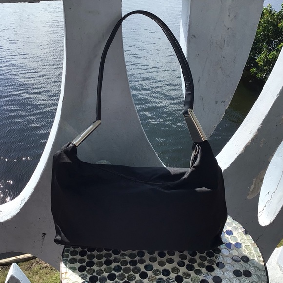 Authentic Prada Nylon and Patent Leather Zip Top Shoulder Milano Made in Italy - Picture 16 of 16